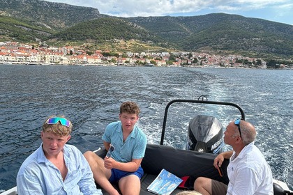 PROTAGON YACHTS 25 SUNDECK - NEW 2024!