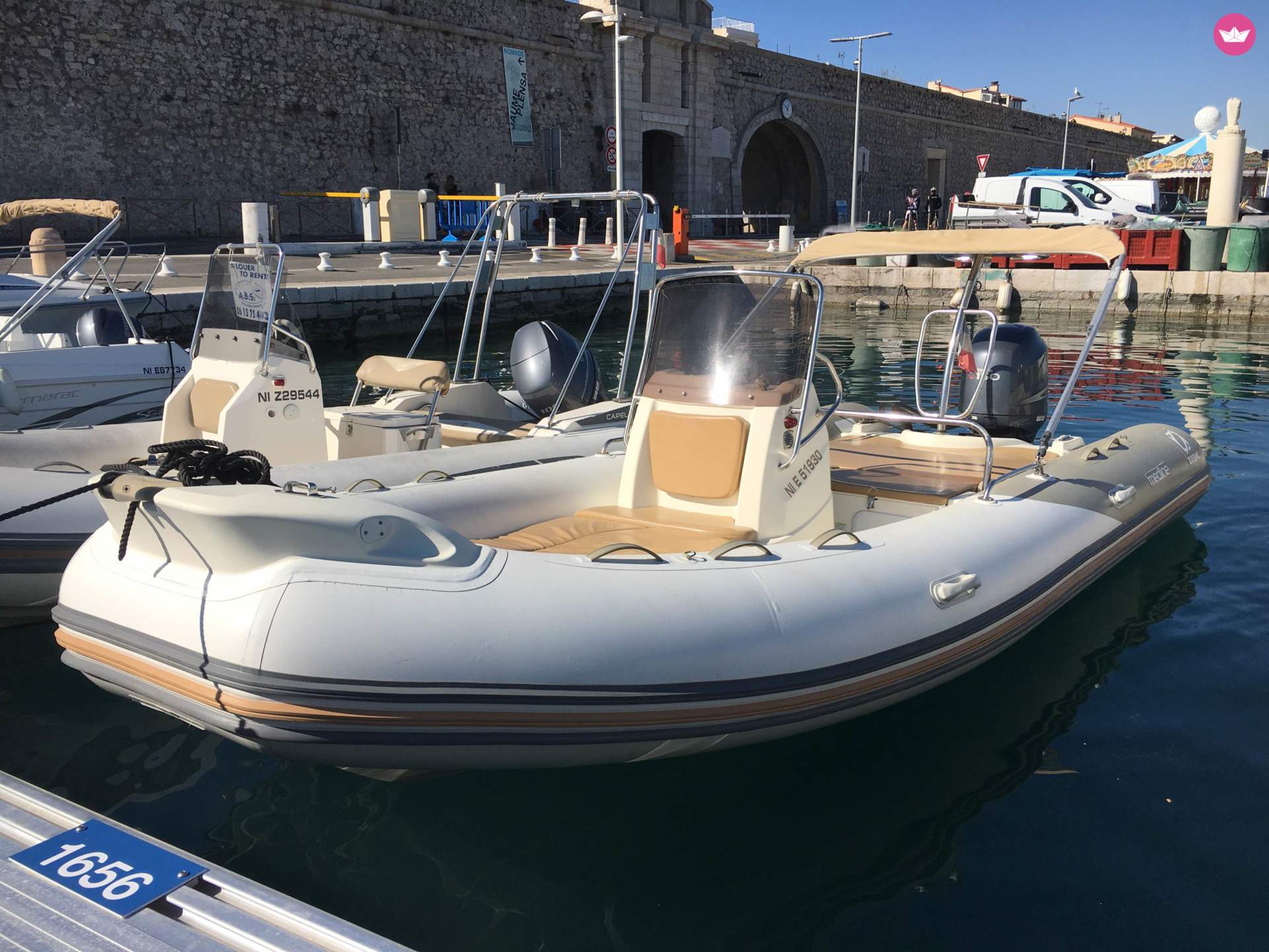 Semi-rigide Zodiac Medline 650 à louer