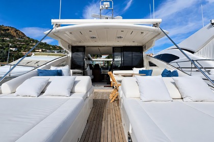 Miete Motoryacht Princess V70 Saint-Raphaël