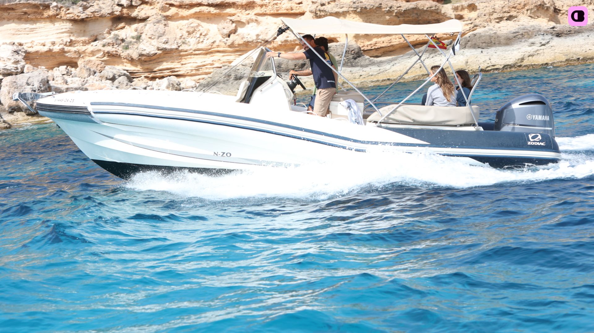 Bateau à moteur Zodiac Nz 760 300cv 8