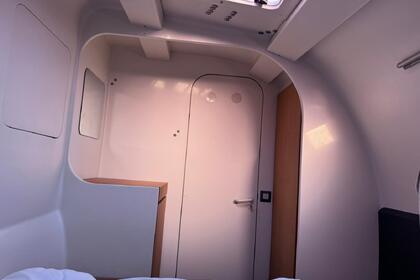 Catamaran Carrera 57