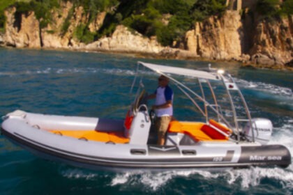 Hire Motorboat Marsea Comfort 100 Blanes