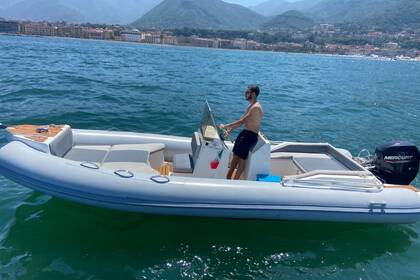 Hyra båt Motorbåt Don pedros Don pedros 6.10 Torre Annunziata