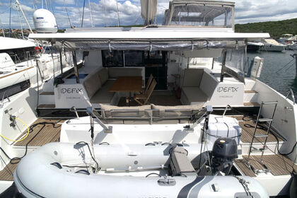 Hyra båt Katamaran FOUNTAINE PAJOT LUCIA 40 Krk