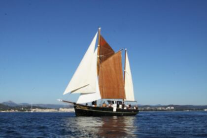 Charter Sailboat Espoirs Sablais - Brigantin KETCH AURIQUE Hyères
