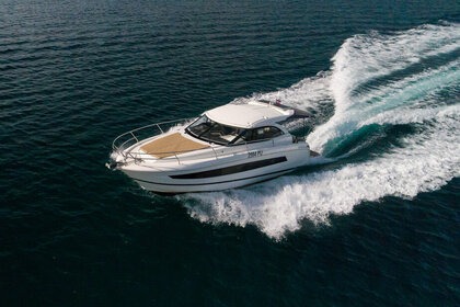 Charter Motor yacht Jeanneau Leader 36 Pula