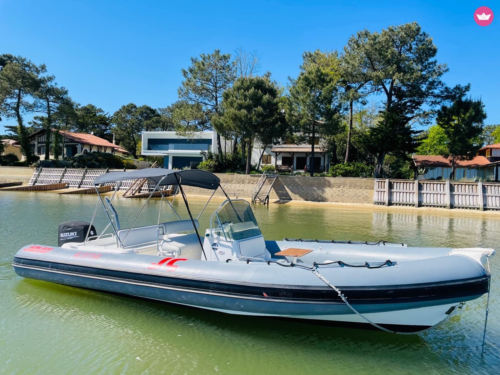 Semi-rigide Joker Boat Clubman 26 250cv