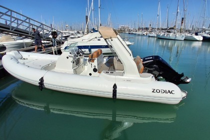 Hyra båt RIB-båt Zodiac Zodiac Medline 7.5 La Rochelle