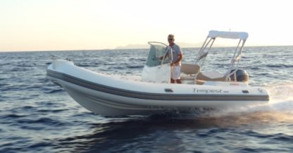 Location Semi-rigide Capelli Capelli Tempest 626 L'Île-Rousse