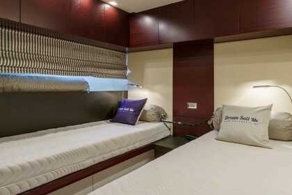 Luxury AMBER for Weekly Cruise