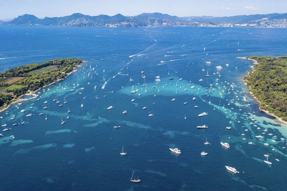 Discover the Lérins Islands and the Bay of Cannes by Private Boat