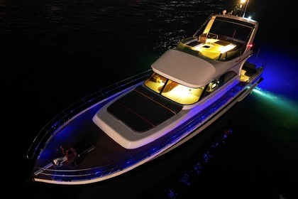Comfortable charter yacht in the Bosphorus