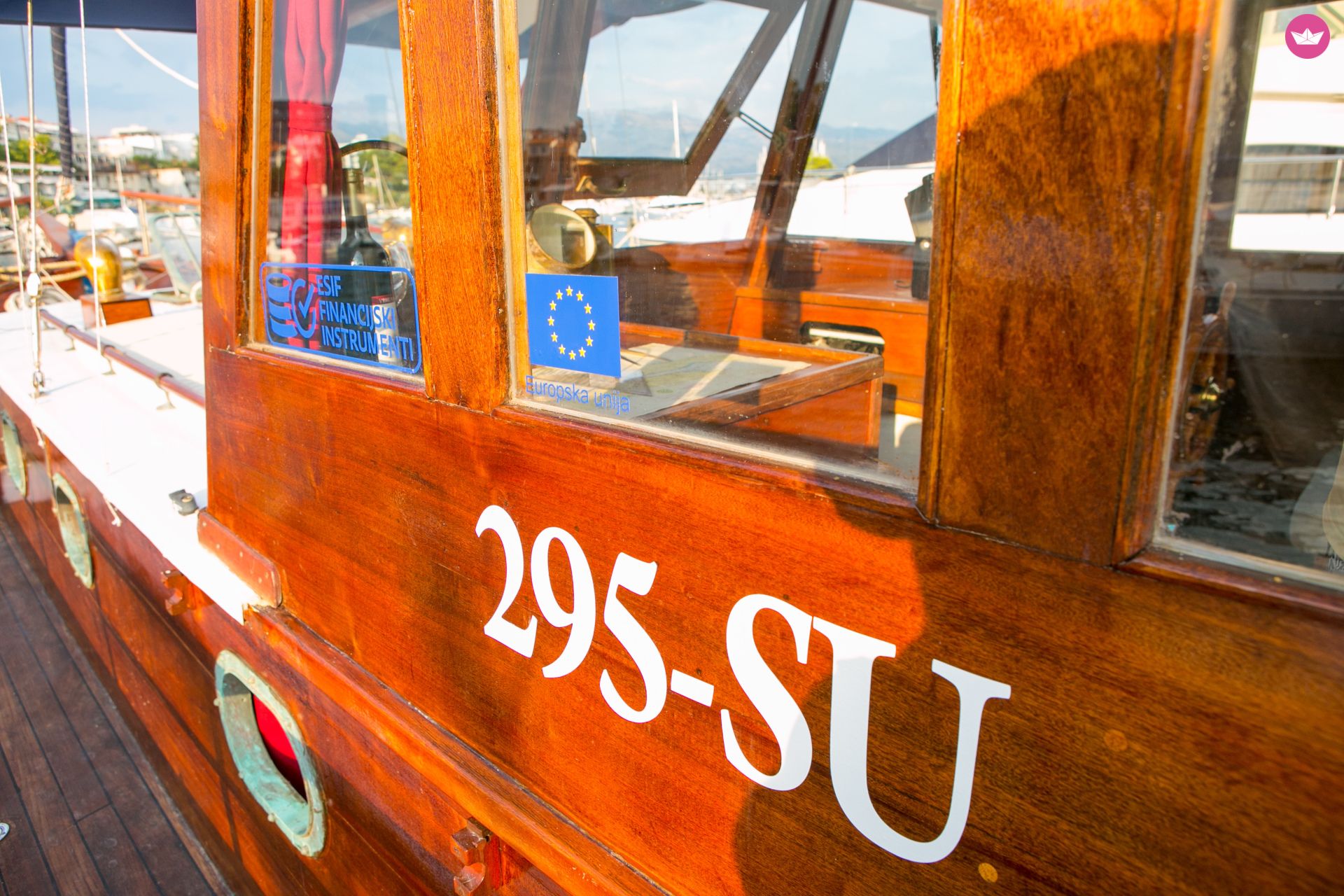 Charter motorboat in Split  