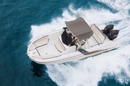 Hyra båt Motorbåt Bénéteau Beneteau Flyer 7.7 Space Deck Barcelona