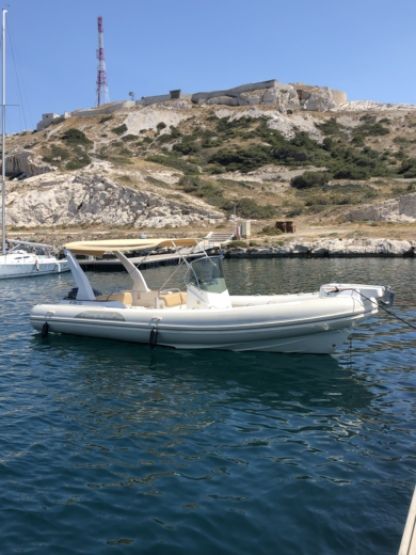 Czarter Ponton RIB Capelli Tempest 770 Marsylia