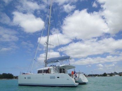 Location Catamaran Beneteau Lagoon 400 Saint-Paul
