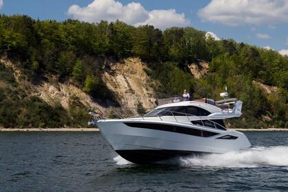 Motorcrucero de lujo con juguetes - Comedor privado disponible a bordo - hasta 11 pasajeros más el capitán