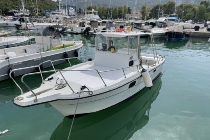 Noleggio Barca a motore Cantieri navali Parente Regg 24 Fisherman Monte Argentario