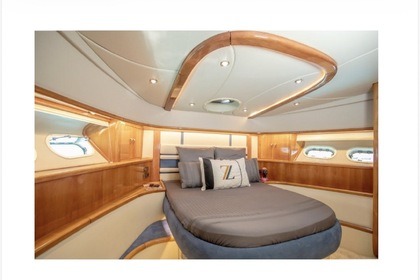 Alquiler Yate a motor Azimut Özel yapım Bodrum