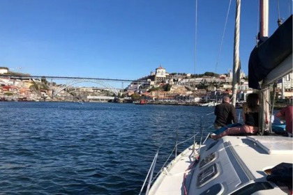 Rental Sailboat Beneteau Gran Turismo 38 Porto
