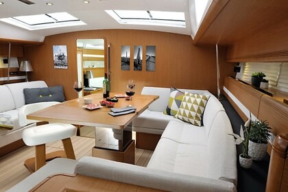 Verhuur Zeilboot Jeanneau Jeanneau 53 - 3 + 1 cab. Bodrum