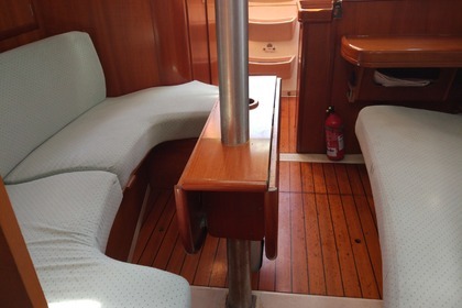 Fantástico velero Beneteau Oceanis de 33 pies en Gijón