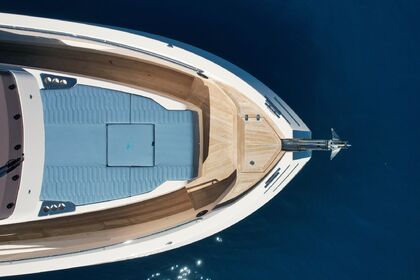 Location Bateau à moteur Cayman Yacht CAYMAN YACHTS 380 WA Saint-Tropez