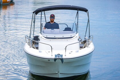 Location Bateau à moteur Jeanneau Cap Camarat 7.5 Cc Le Cap d'Agde