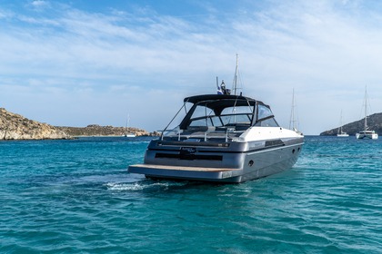 PERSHING 40 FT MOTOR YACHT