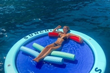 AQUILA 32 SPORT CATAMARAN Promoción 100 € gratis de Gasolina del 18 al 26 de Julio