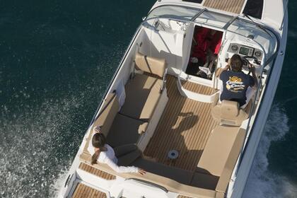 Hire Motorboat Jeanneau Cap Camarat 6.5 Dc Saint-Gilles-Croix-de-Vie