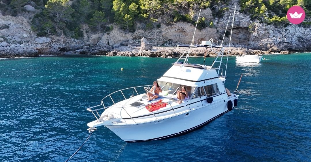 Bateau à moteur Bertram