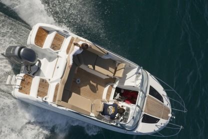 Rental Motorboat Jeanneau Cap Camarat 6.5 Dc Hyères