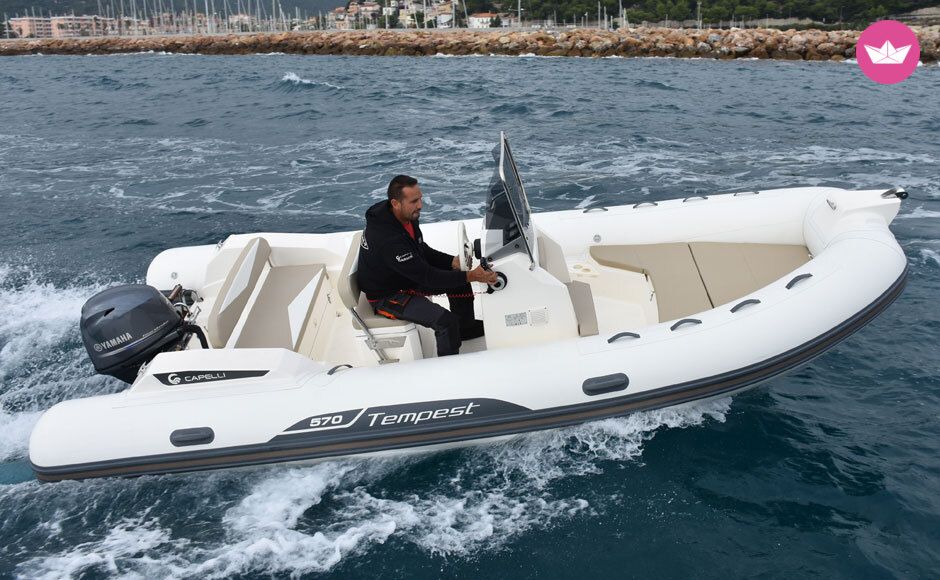 Bateau sans permis Capelli Tempest 570 40cv 3