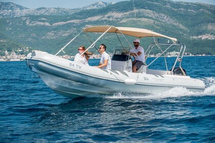 Verhuur RIB Avon Seasport 360 Tivat