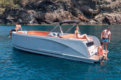 Maxima Boats 840