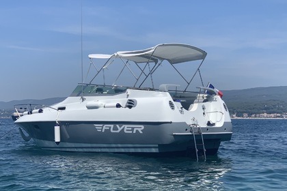 Location Beneteau Flyer 8 Grand Prix à la journée, à la demi-journée et apéro bateau en fin de journée ....