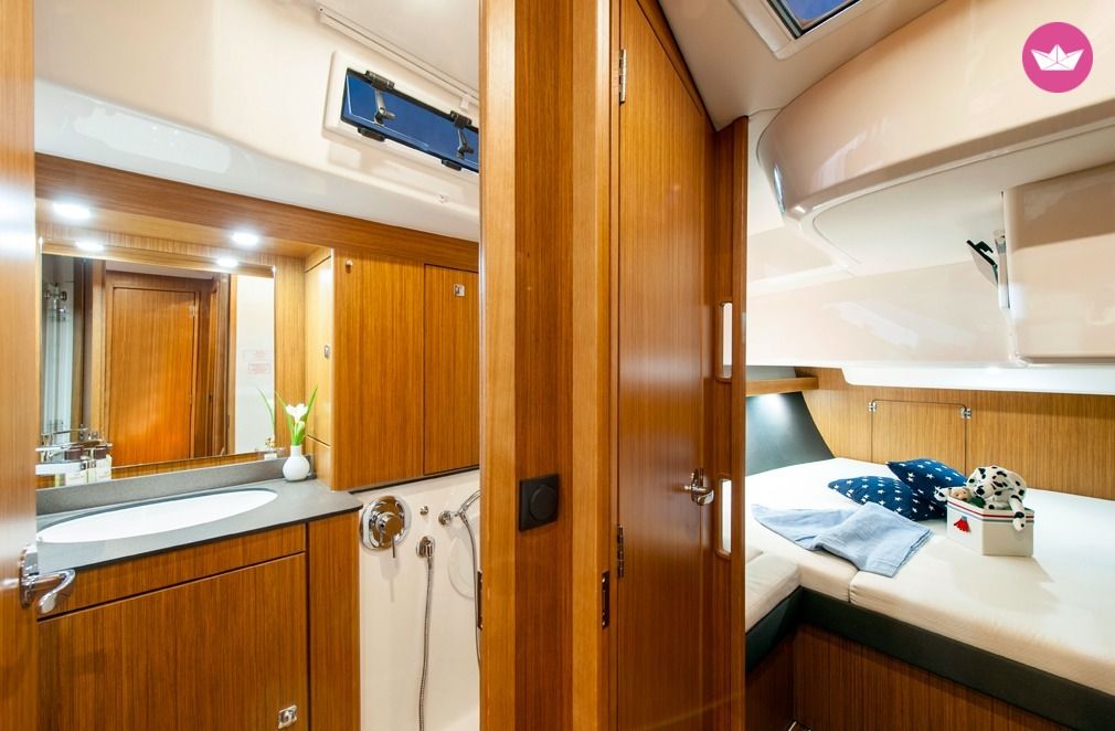 Sailboat Bavaria 56 Cruiser for hire