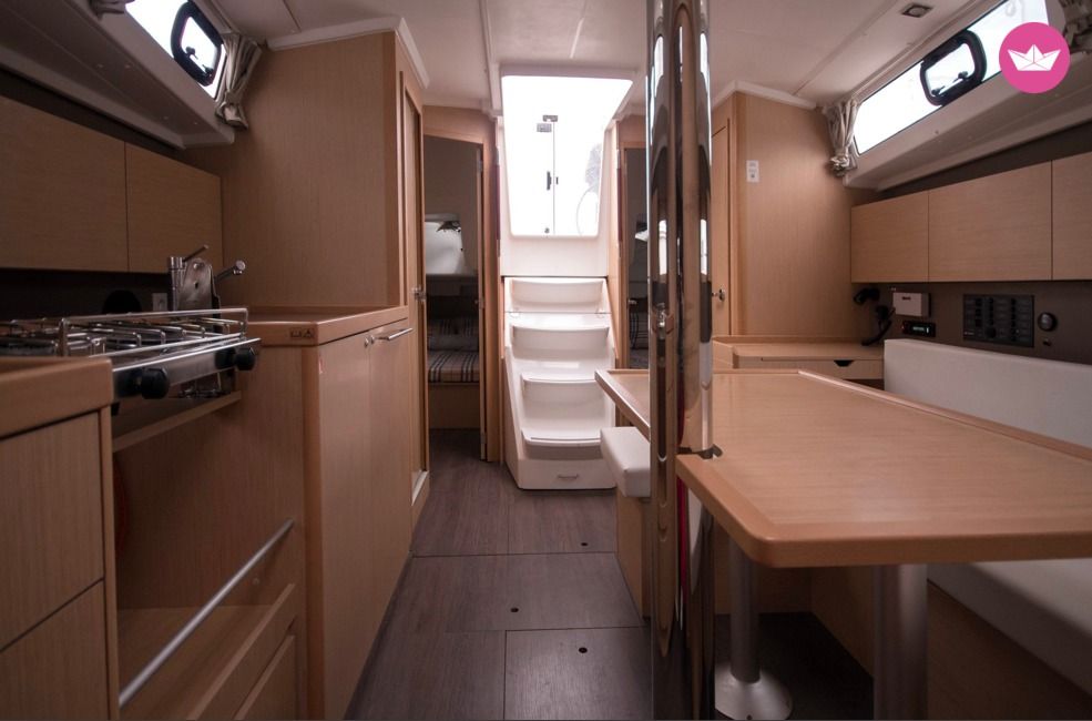 Beneteau Oceanis 38 (3 Cabins) in Kotor  