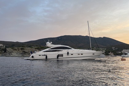 Hire Motor yacht Princess V70 Port-Vendres