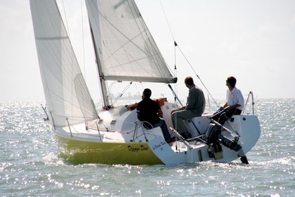 Location Voilier GL composite Django duo La Rochelle