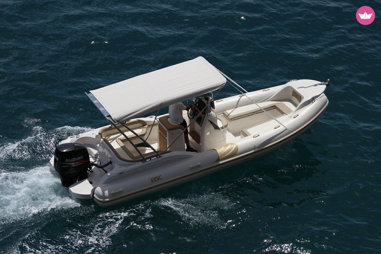 Charter rIB in Bol  