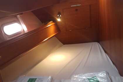 Sailingblue in Toscana su Jeanneau sun odissey 45.2 (14mt)