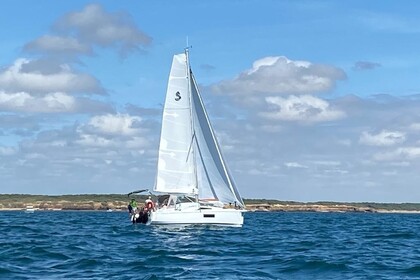 Miete Segelboot Beneteau Oceanis 30.1 Les Sables-d'Olonne