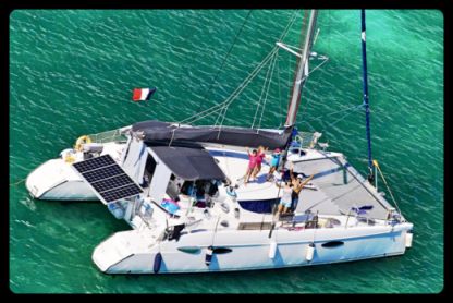 Charter Sailboat Fountaine Pajot Lavezzi 40 Belize City