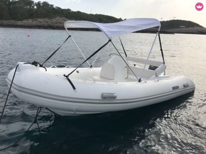 Location Semi-rigide Goldenchip Venus 420 La Savina