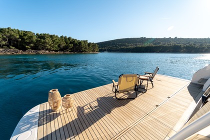Rental Motor yacht Absolute Yachts Navetta 64 Croatia