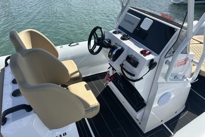 Miete Motorboot Highfield Highfield 760 La Trinité-sur-Mer