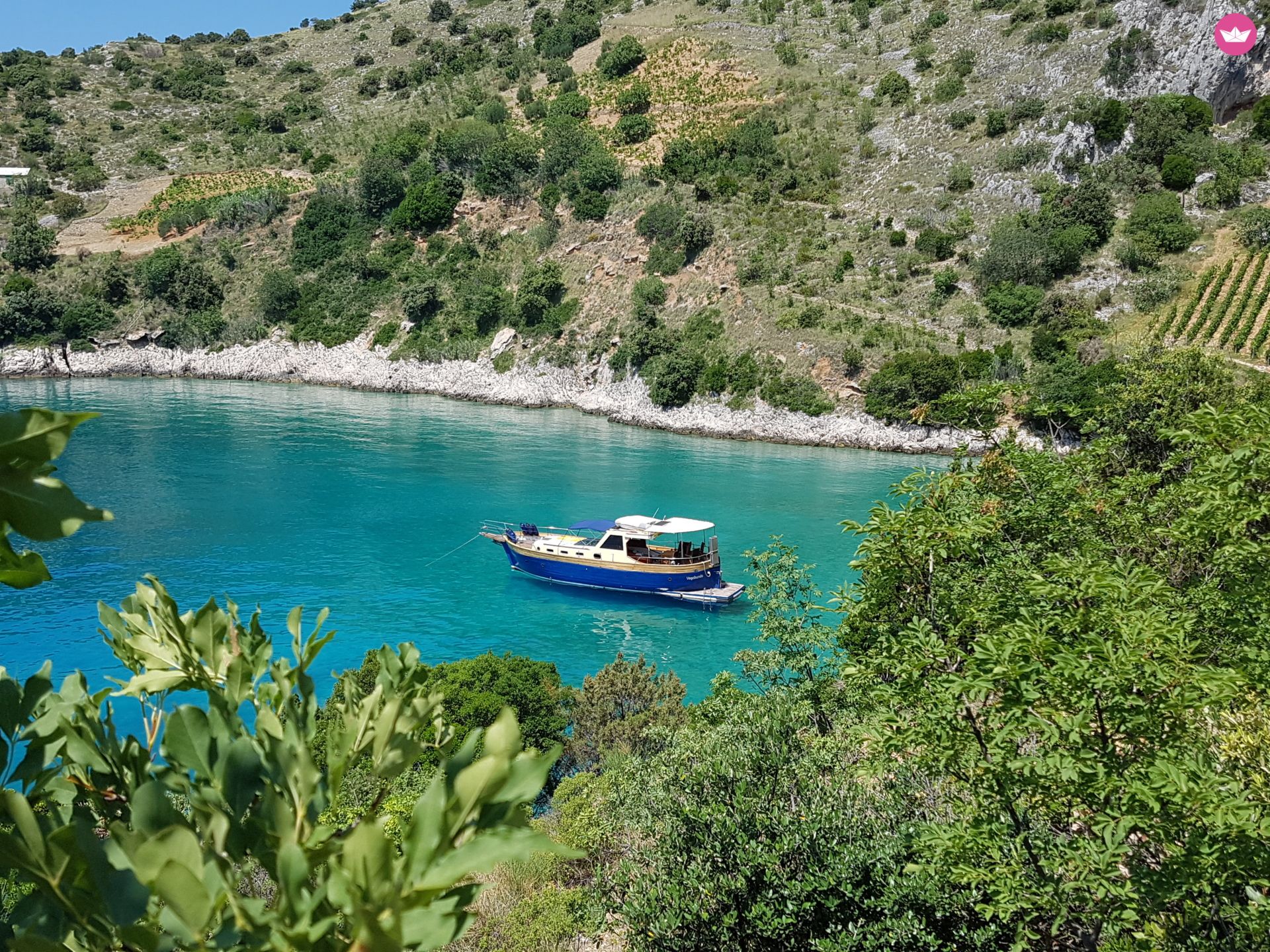 Traitional Croatian Boat Leut Vagabundo in Split for hire