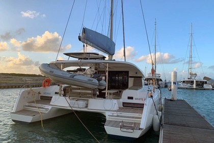 Rental Catamaran Lagoon-Bénéteau Lagoon 42 - 3 + 1 cab. Tortola